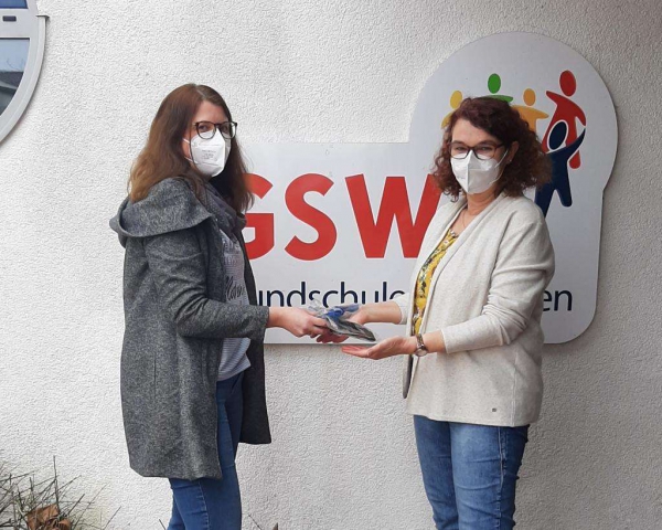 foto maskenuebergabe 3 2021